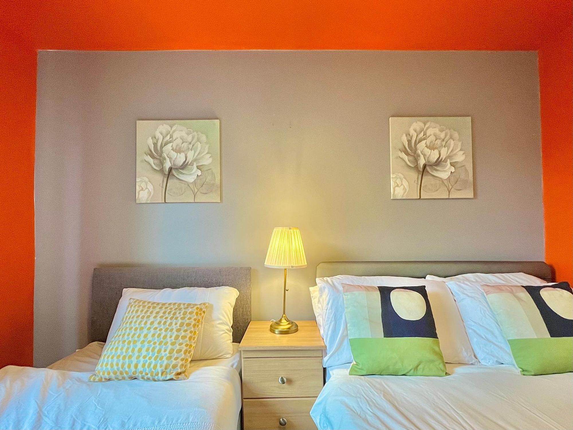 Skyview Apartment By Noknokstay - City Centre With Parking - Group, Family, Business Sheffield Dış mekan fotoğraf