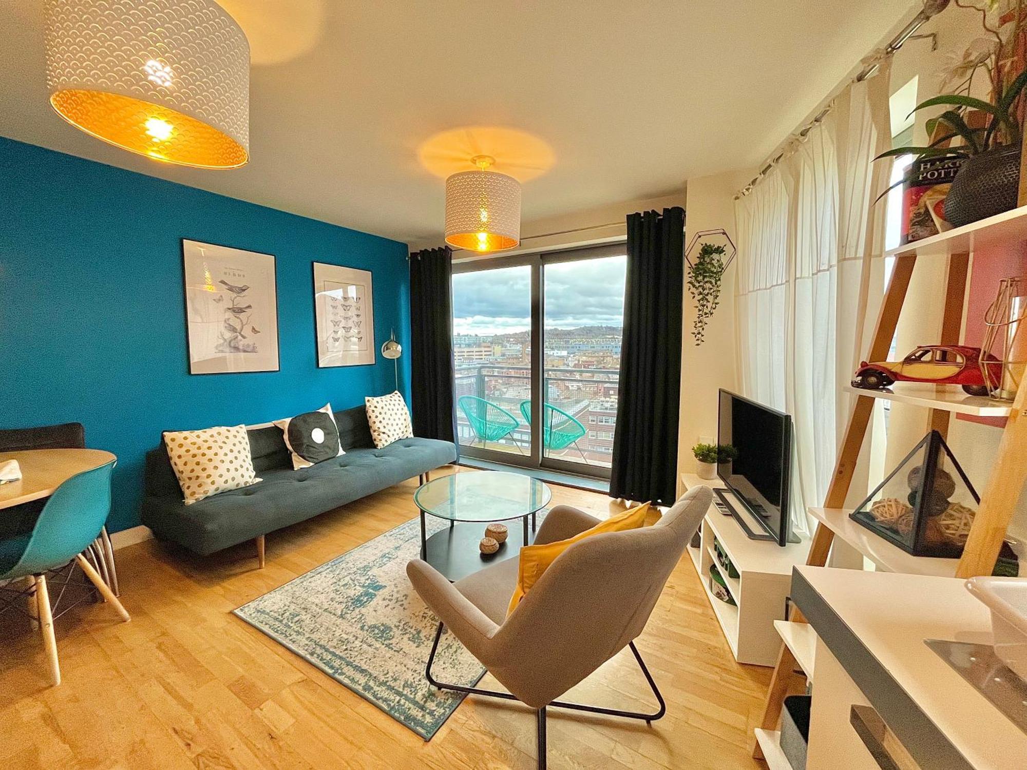 Skyview Apartment By Noknokstay - City Centre With Parking - Group, Family, Business Sheffield Dış mekan fotoğraf